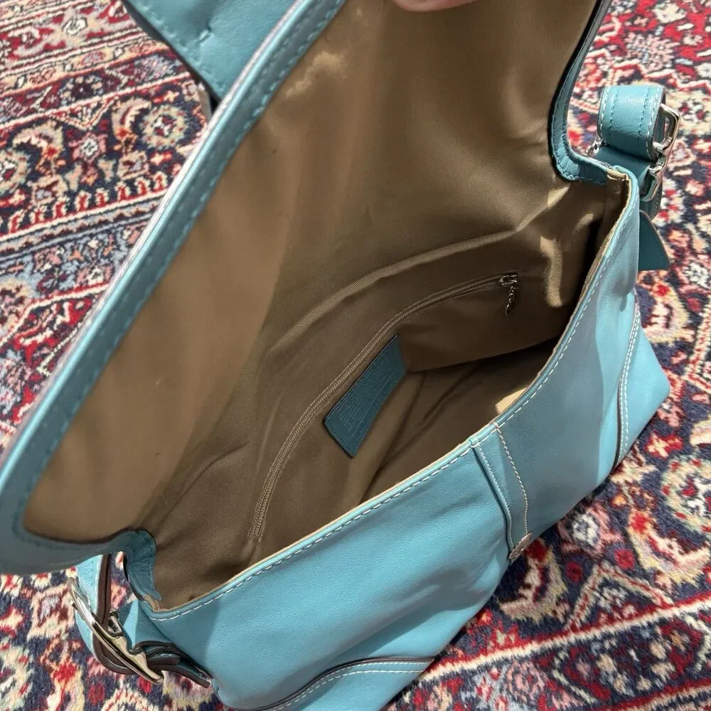 Coach F11196 MEDIUM Vintage Y2K Soho Flap Leather Shoulder Bag Blue